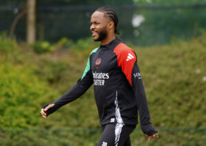 Raheem Sterling til træning for Arsenal.