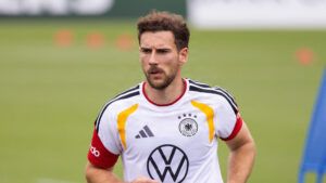 Leon Goretzka træner med Tysklands landshold