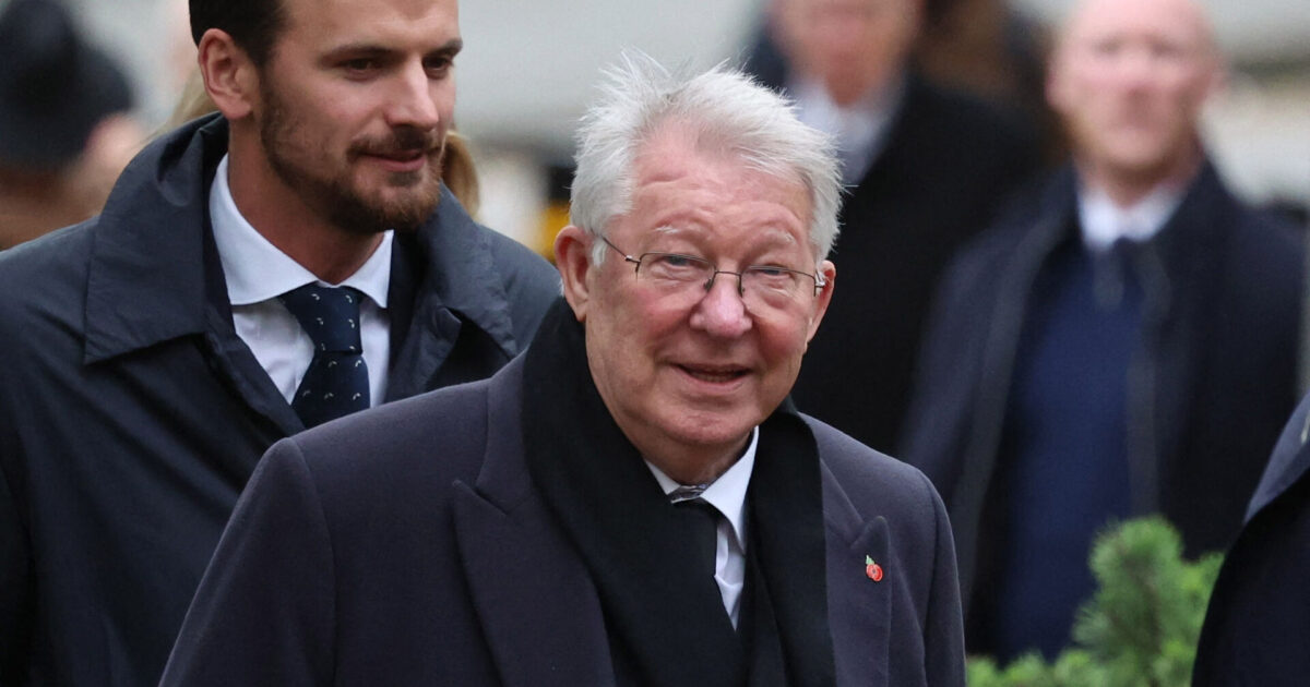 Sir Alex Ferguson meldes i bedring Foto: Phil Noble/REUTERS