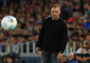 Hansi Flick på sidelinjen for FC Barcelona.