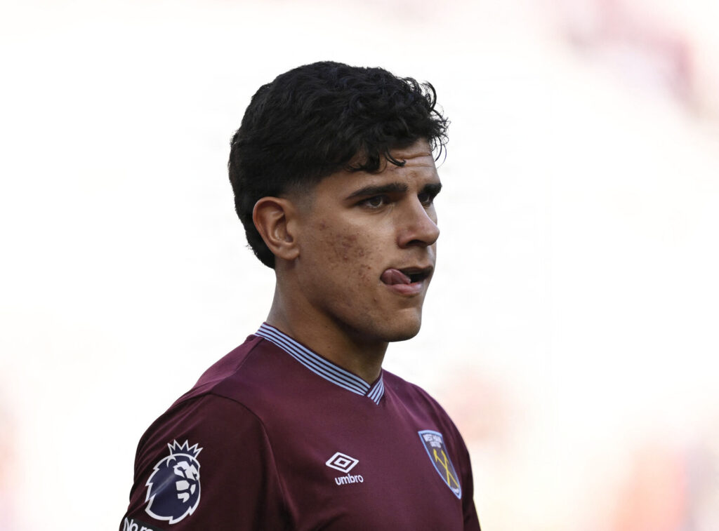 West Ham-stjernen Mateus Fernandes under en kamp mellem West Ham og Leeds