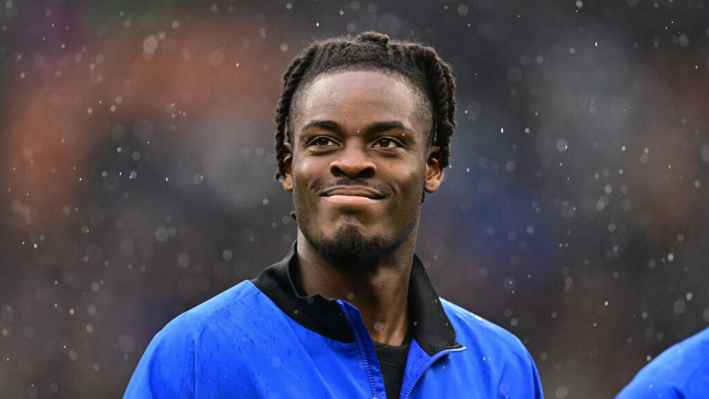 Yann Bisseck i træningstøj for Inter