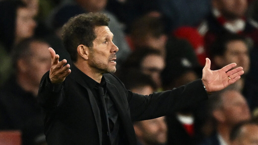 Diego Simeone reagerer i Champions League semfinalen mod Arsenal.