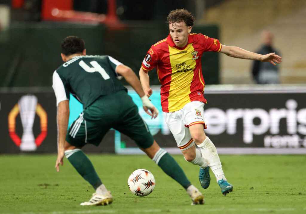 Jakob Breum i aktion for Go Ahead Eagles den 2. oktober 2025