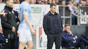Thomas Nørgaard på sidelinjen for Sønderjyske