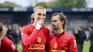 Tobias Salquist og Peter Ankersen fejrer bronzemedaljer