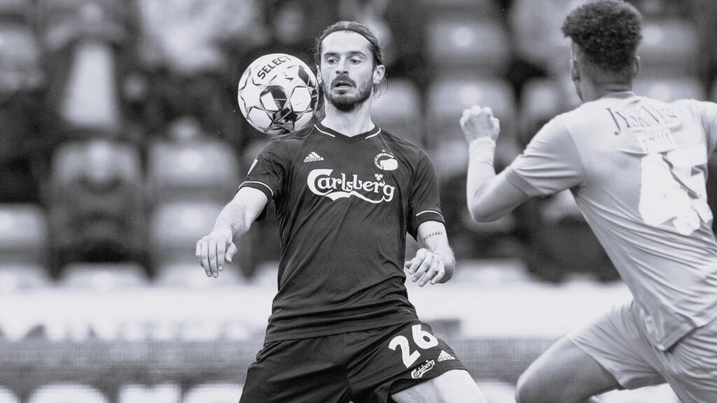 Græske Marios Oikonomou i aktion for FC København.