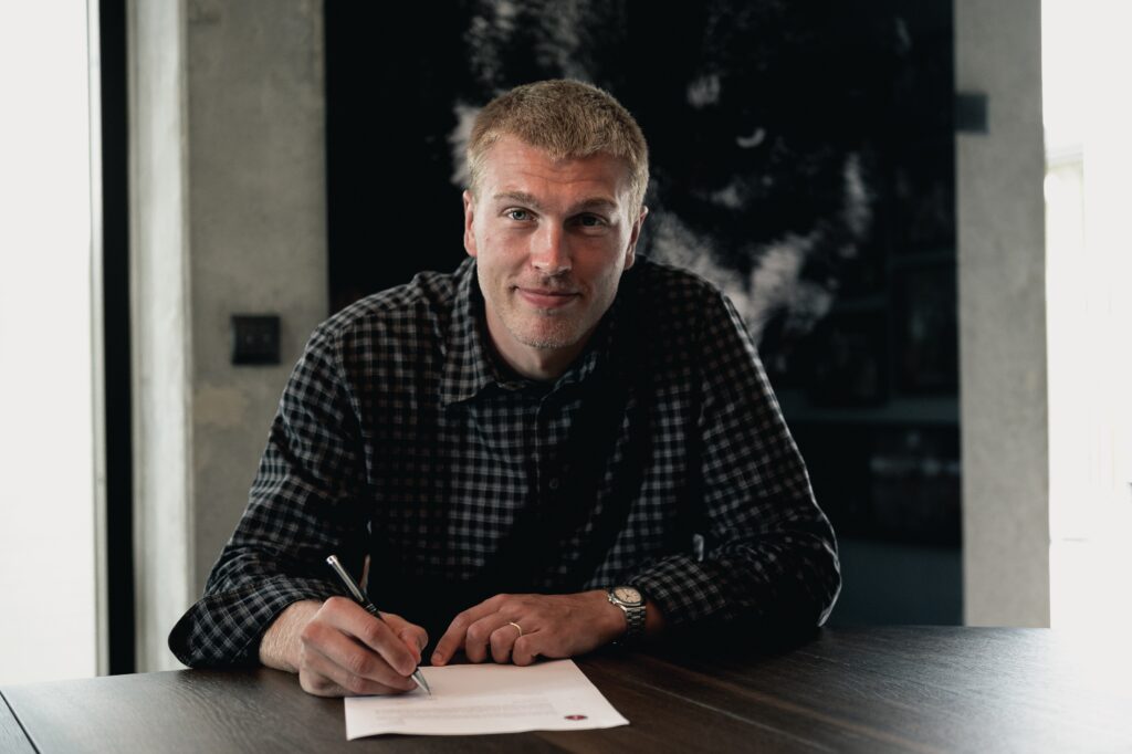 Rasmus Nissen Kristensen skriver under med FC Midtjylland.