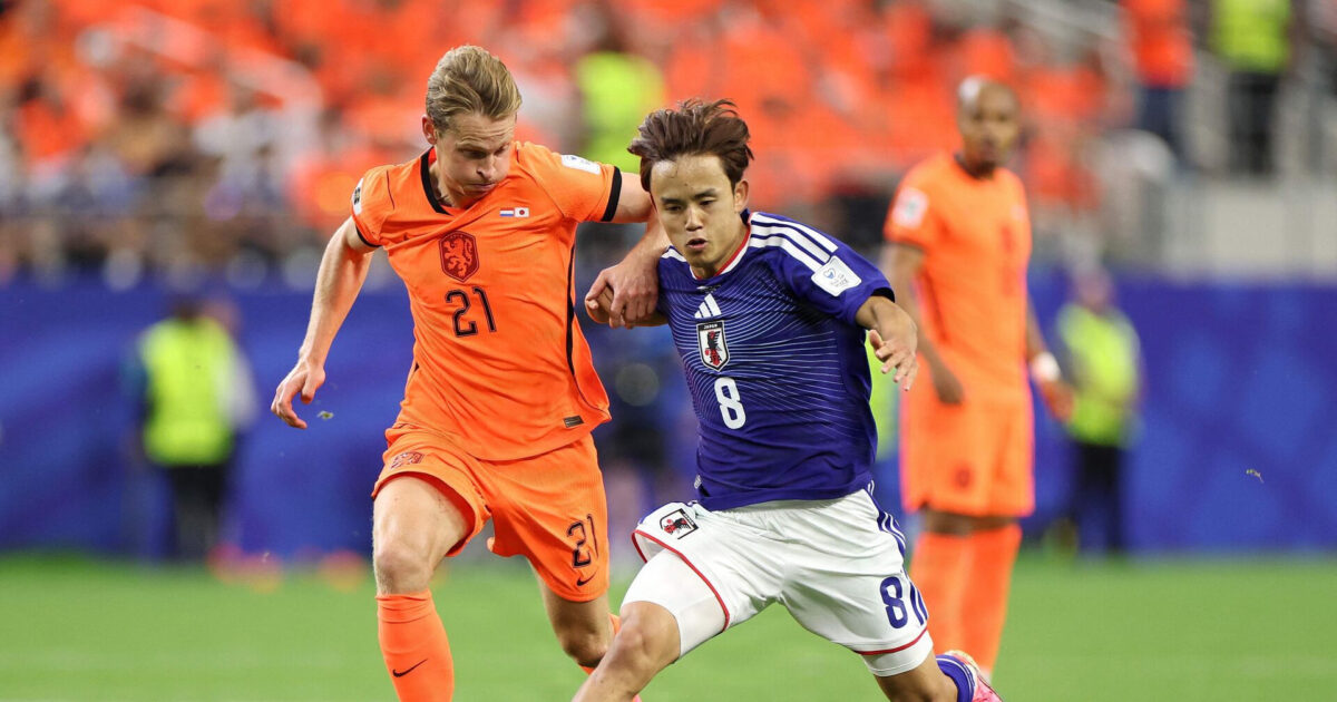Åh nej: Japansk stjerne forlod stadion i kørestol Foto: Charlotte Wilson/AFP/Ritzau Scanpix