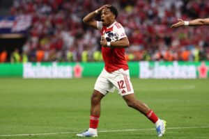 Jurriën Timber i aktion under Champions League finalen mellem Arsenal og Paris Saint-Germain