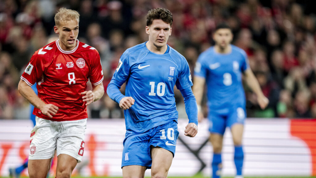 Christos Tzolis spiller imod Danmark