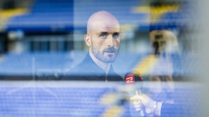 Julius Ohnesorge bliver interviewet