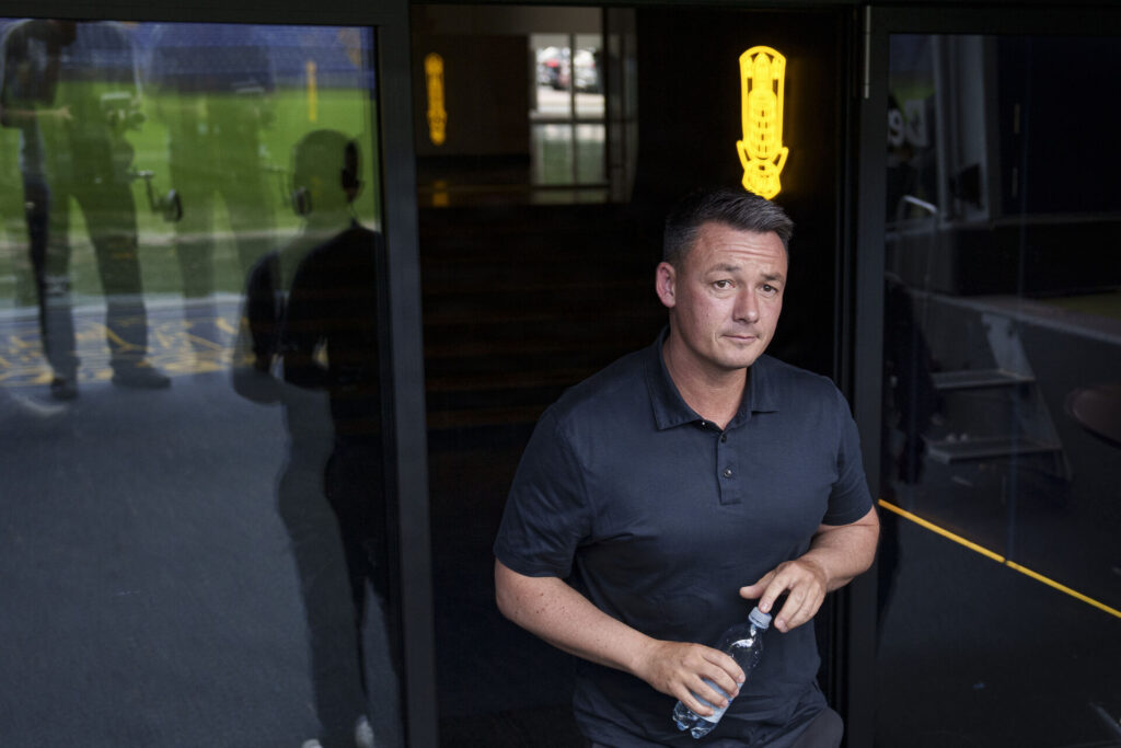 Brøndby Thomas Nørgaard på vej ind på stadion