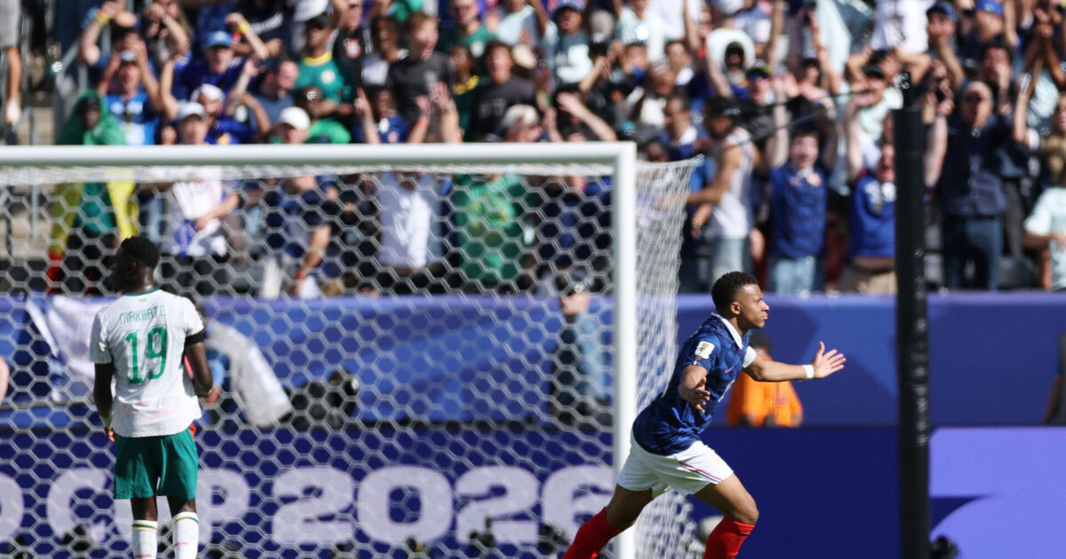 Sent mål gav Senegal håb, men så blev Mbappé historisk Foto: Ritzau Scanpix/REUTERS