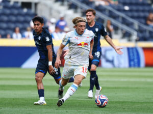 Mads Bidstrup i kamp for RB Salzburg.