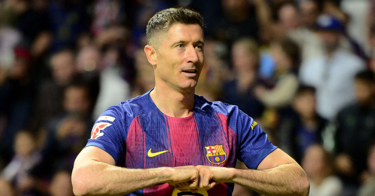 Skifte lurer: Lewandowski på vej til forhandlinger Foto: Juan Barbosa/REUTERS