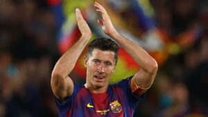 Robert Lewandowski klapper.