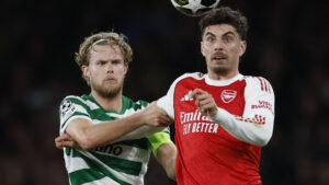 Morten Hjulmand i duel med Kai Havertz