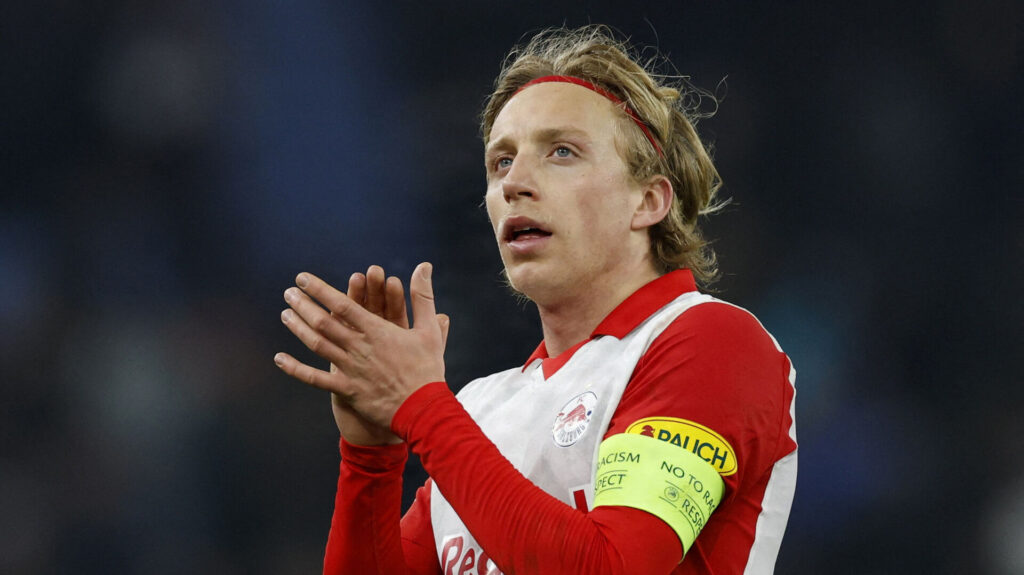 Mads Bidstrup spiller for Red Bull Salzburg