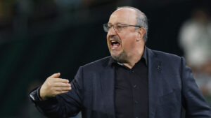 Rafa Benitez råber