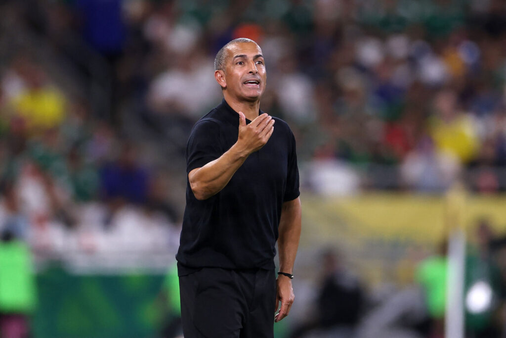 Sabri Lamouchi under en kamp ved VM.
