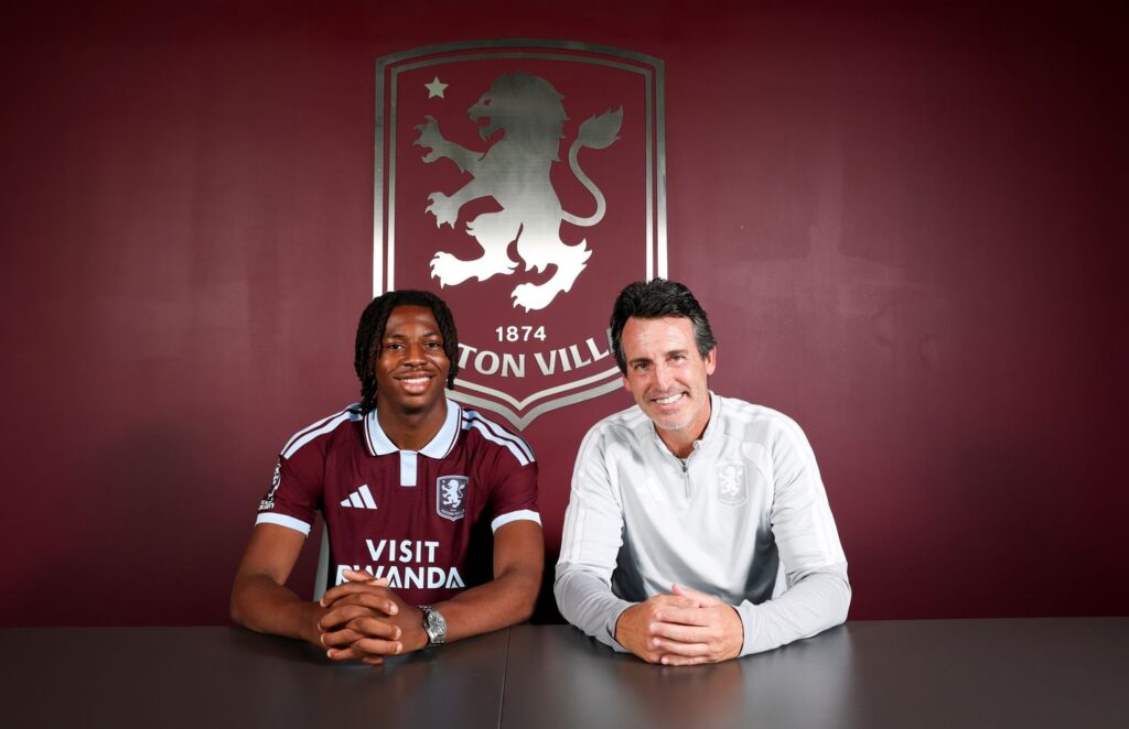 Johan Manzambi præsenteres i Aston Villa.