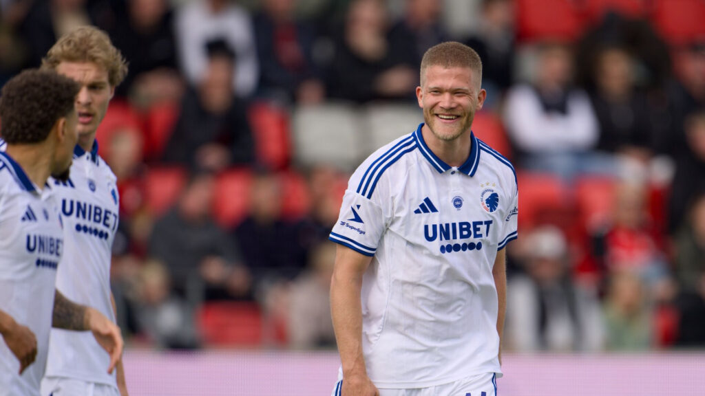 FC københavns Andreas Cornelius fejrer en scoring