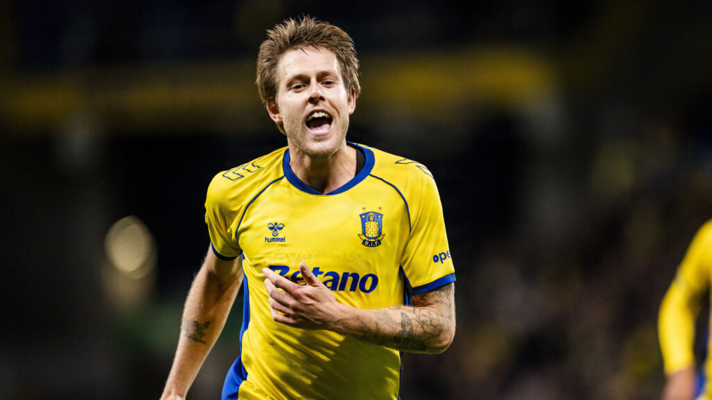 Nicolai Vallys spiller for Brøndby