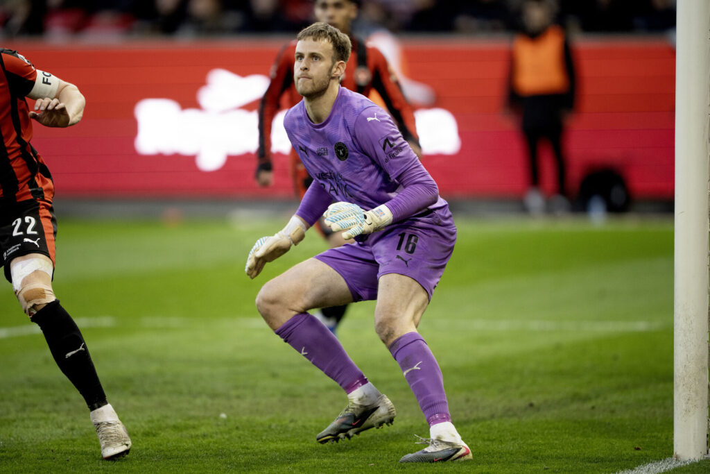 Elias Olafsson i kamp for FCM.