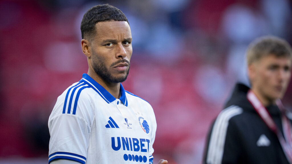Mathias 'Zanka' Jørgensen iført en FCK-trøje.