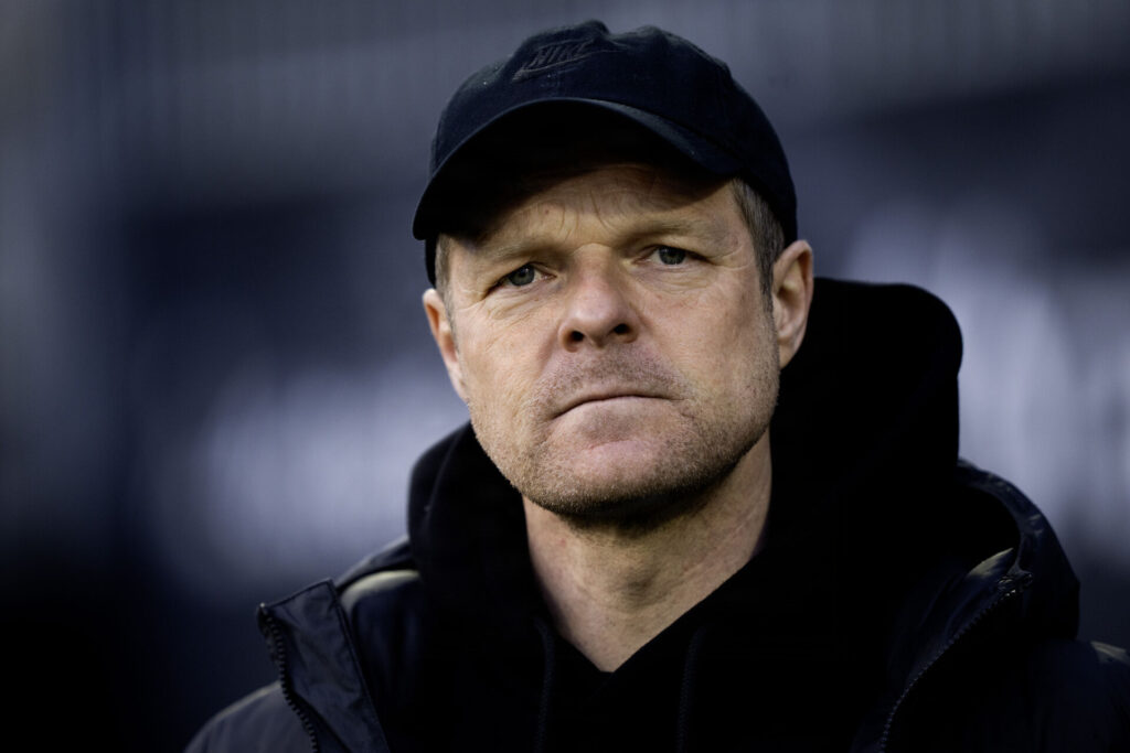 FCN cheftræner Jens Fønsskov Olsen under kampen mellem FCN og AGF den 10. april 2026.