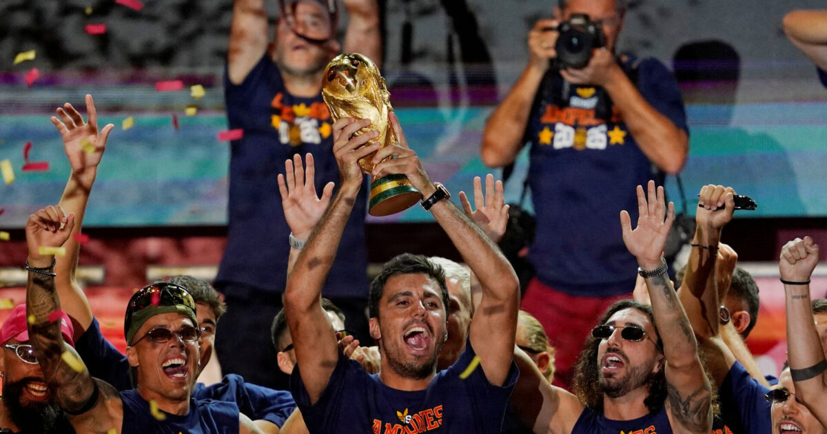 Åh nej! Spansk VM-stjerne skal under kniven Foto: Ana Beltran/REUTERS