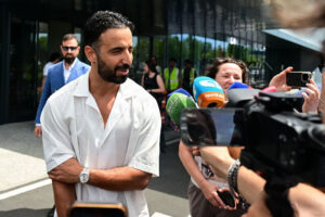 Ruben Amorim møder pressen i Milano lufthavn den 6. juli 2026