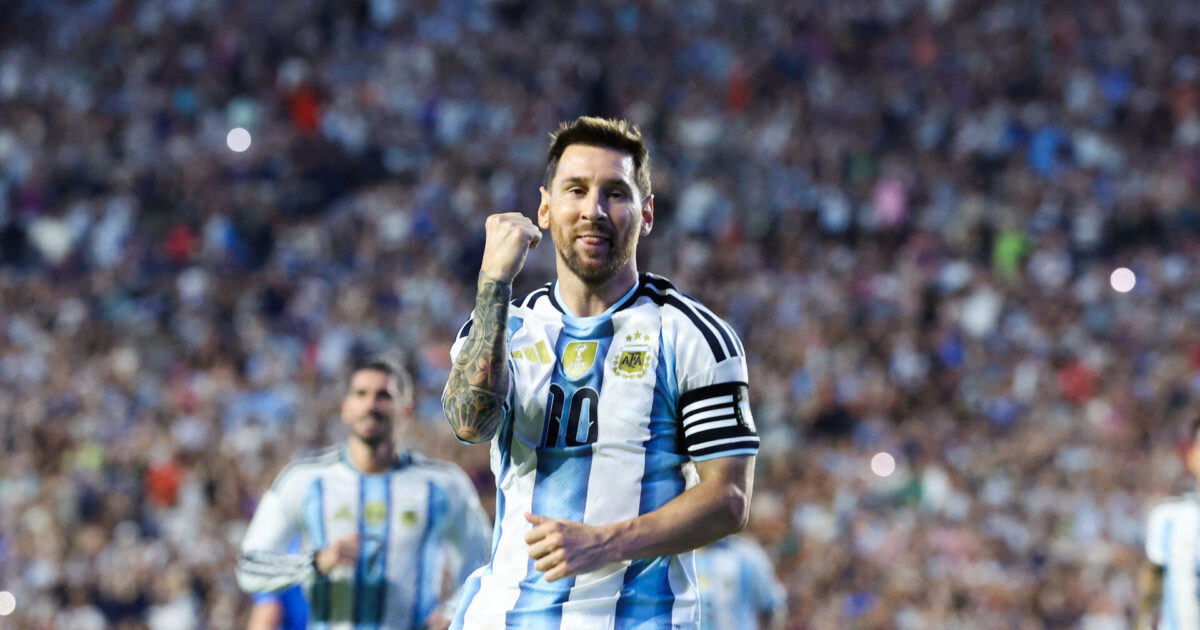 Messi scorede på Superliga-keeper: Bucket list-moment Jun 9, 2026; Auburn, Alabama, USA; Argentina forward Lionel Messi (10) celebrates after scoring a goal during the second half against Iceland during a Road to 26 men's international friendly at Jordan-Hare Stadium. Mandatory Credit: John Reed-Imagn Images