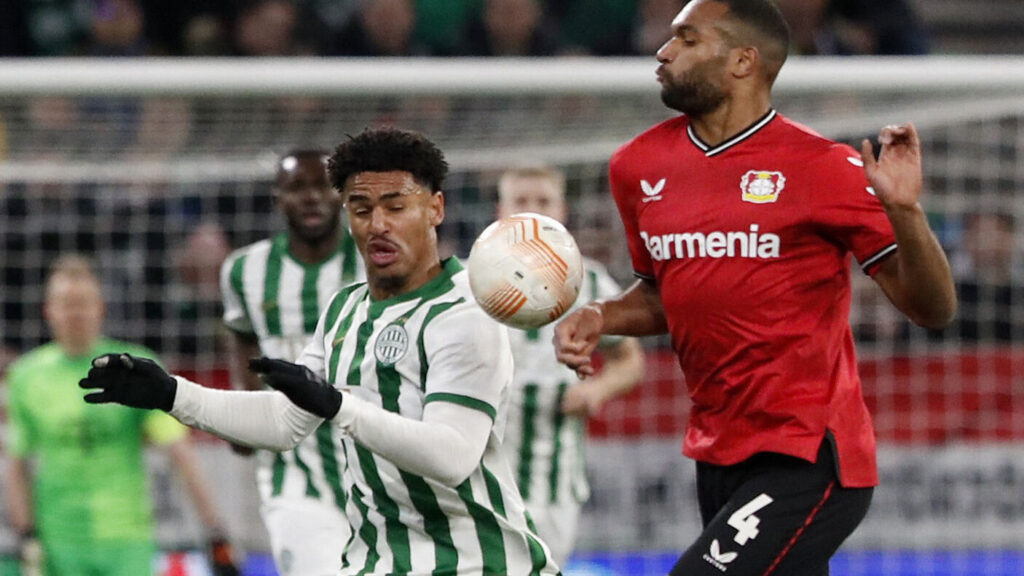 Ryan Mmaee i aktion for ungarske Ferencvaros i Europa League.