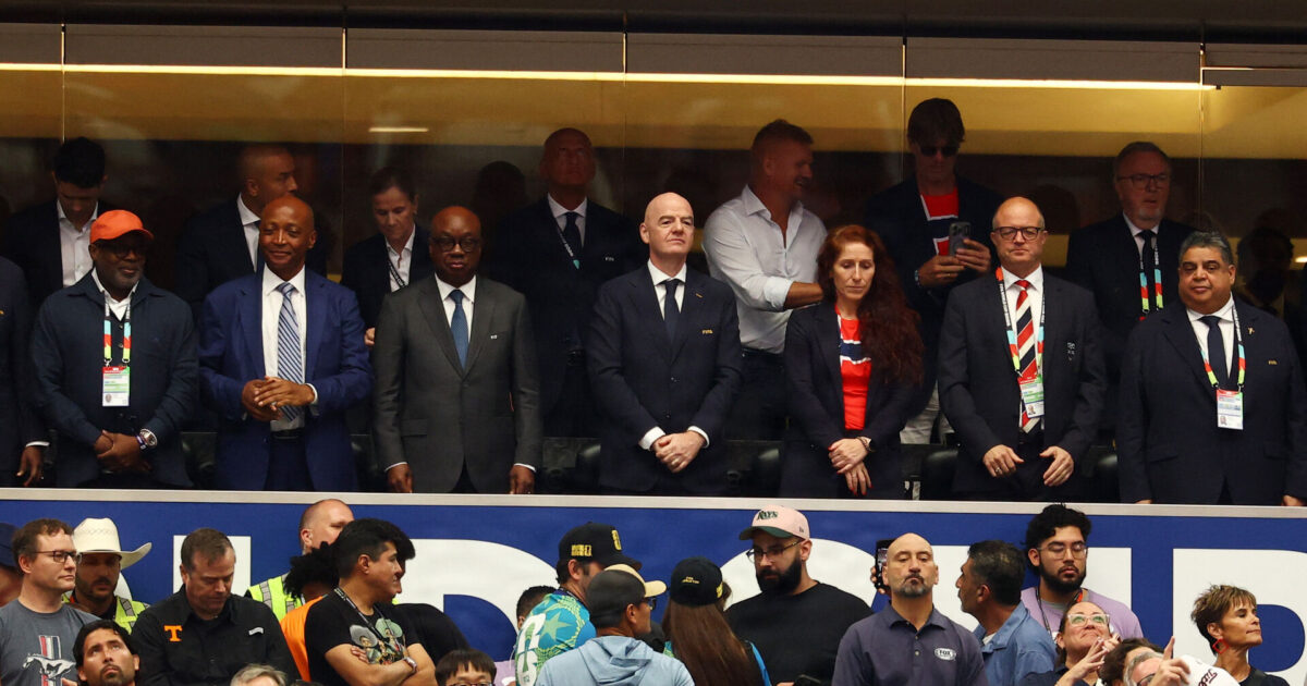 Bombe: Anmelder FIFA-boss i Trump-sag Foto: Kai Pfaffenbach/REUTERS