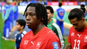 Johan Manzambi spiller for Schweiz