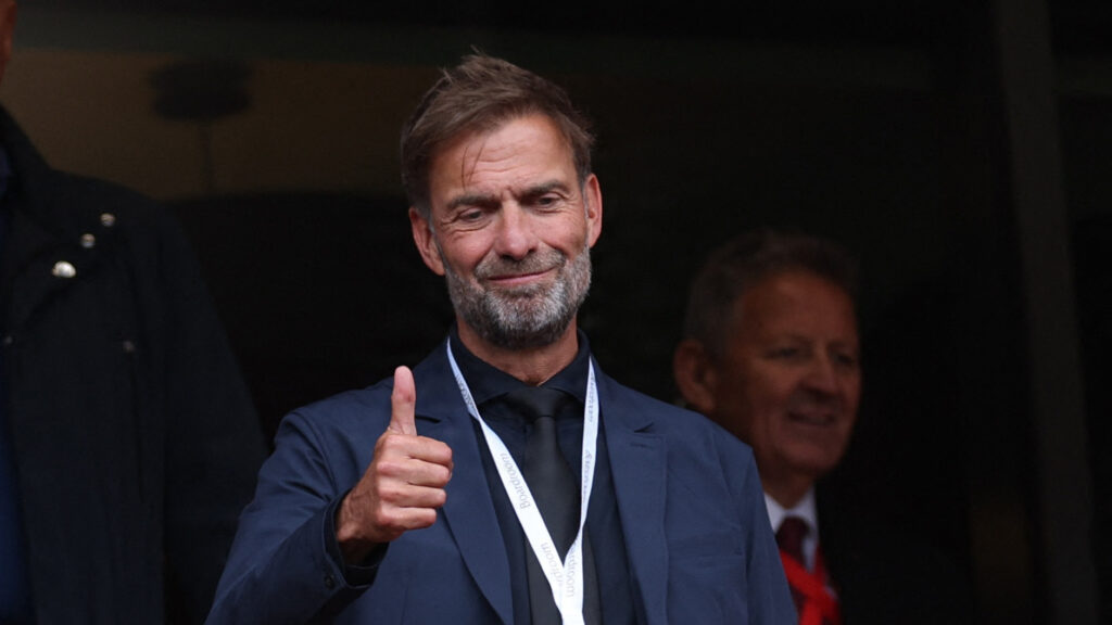Jürgen Klopp giver tommel op