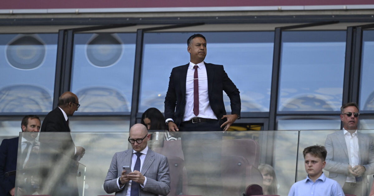 Jubler over FCK-kup: Skal retur til Premier League Foto: Tony O Brien EDITORIAL USE ONLY.NO USE WITH UNAUTHORIZED AUDIO, VIDEO, DATA, FIXTURE LISTS, CLUB/REUTERS