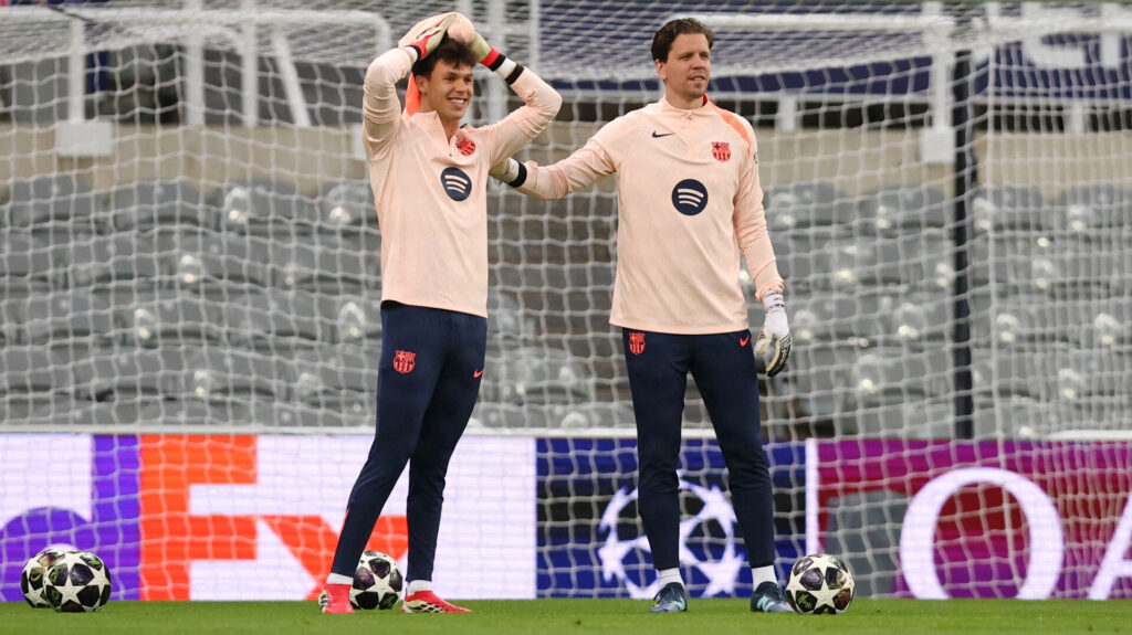 Diego Kochen og Wojciech Szczesny står sammen i målet.