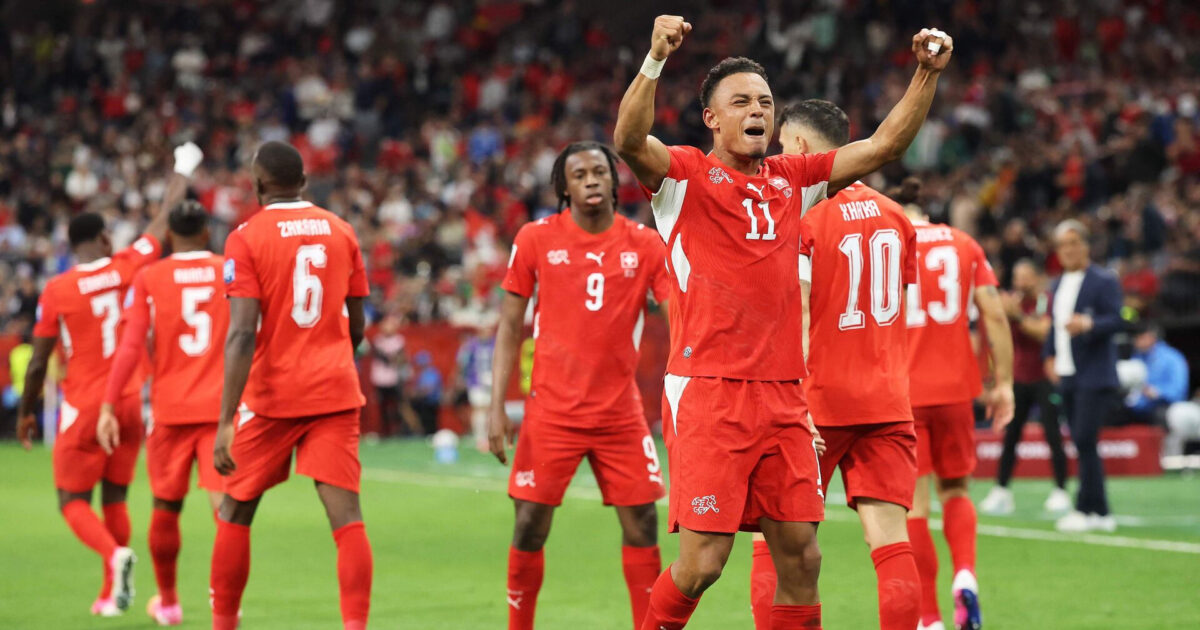 Schweiz spiller sig sikkert forbi Algeriet Foto: Photo by ALEX GRIMM 