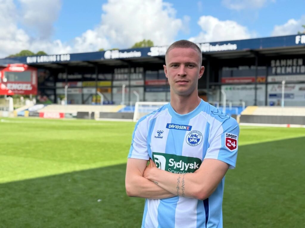 Brynjar Ingi Bjarnason i en Sønderjyske-trøje.