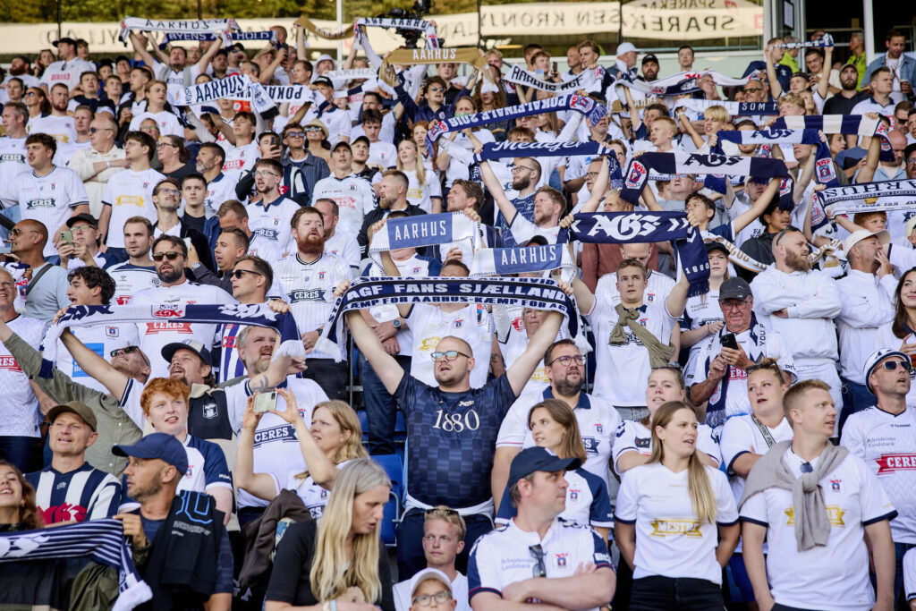 AGF-fans til kampen mod Sabah på hjemmebane.