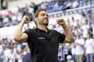 Jakob Poulsen jubler efter sejren over Sabah i CL-kvalifikationen den 5. august 2026.