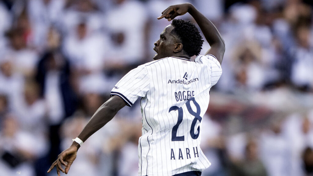 James Bogere i opgøret mod FK Sabah