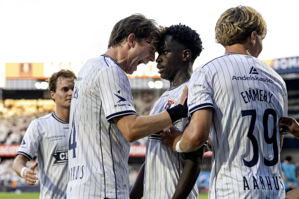 Magnus Knudsen, James Bogere, Frederik Emmery