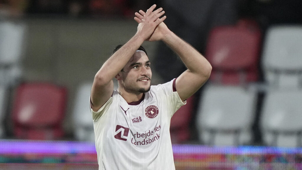 Aral Simsir spiller for FC Midtjylland