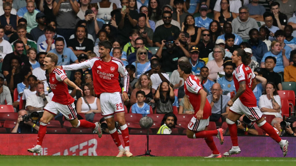 Arsenal-spiller fejrer Martin Ødegaards mål i dagens opgør.