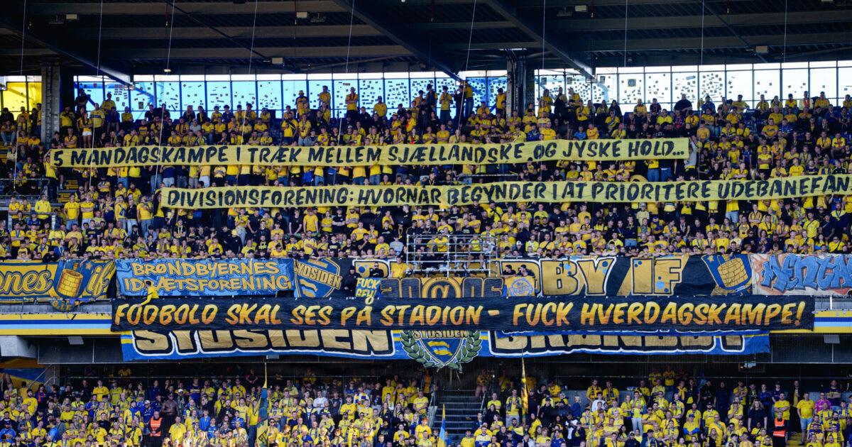 Brøndby-fans raser over mandagskampe – direktør svarer igen Foto: Liselotte Sabroe/Ritzau Scanpix