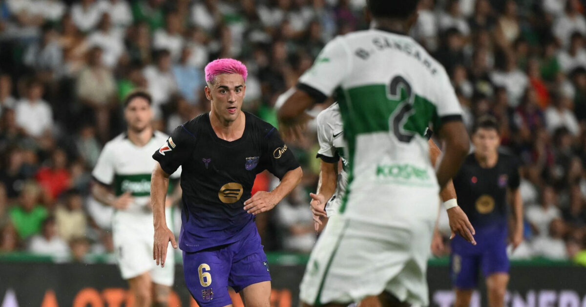 Barca-komet udgik med skade: Nu melder Flick ud Foto: Photo by JOSE JORDAN 